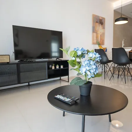 Daire Helgafell Superior Penthouse *